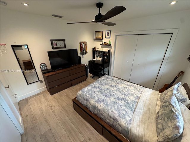 13305 Biscayne Island Ter, North Miami, FL 33181