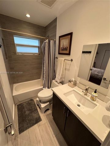 13305 Biscayne Island Ter, North Miami, FL 33181