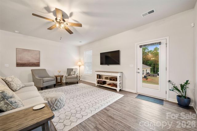 1986 Ambrose Way, Denver, NC 28037