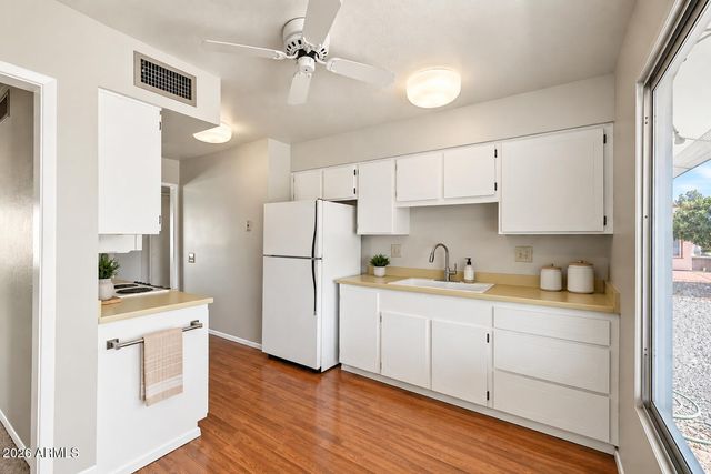 19837 N CONCHO Circle, Sun City, AZ 85373