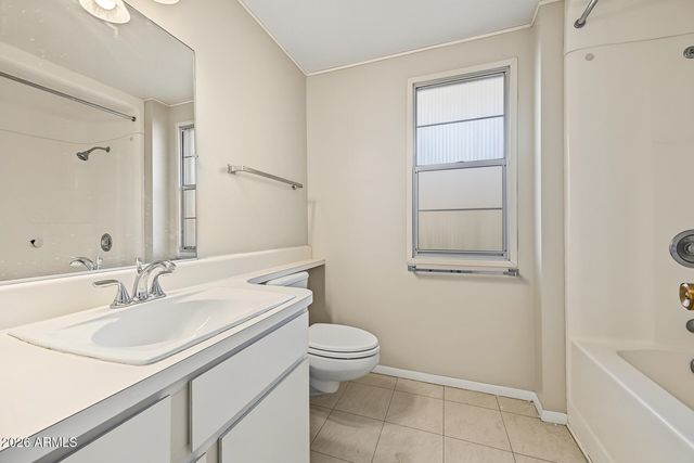 19837 N CONCHO Circle, Sun City, AZ 85373