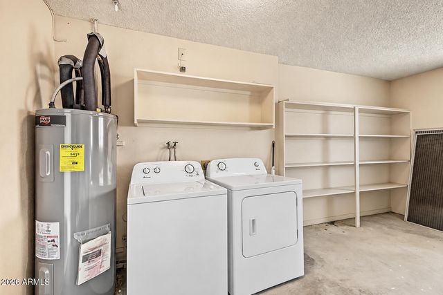 19837 N CONCHO Circle, Sun City, AZ 85373