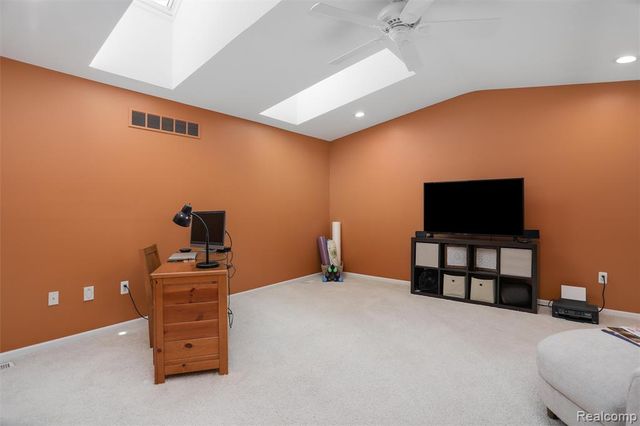 55975 Sequoia Court, Shelby Twp, MI 48316