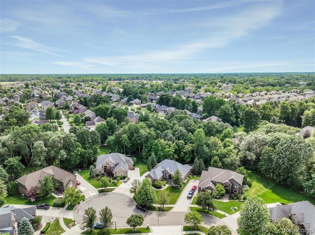 55975 Sequoia Court, Shelby Twp, MI 48316