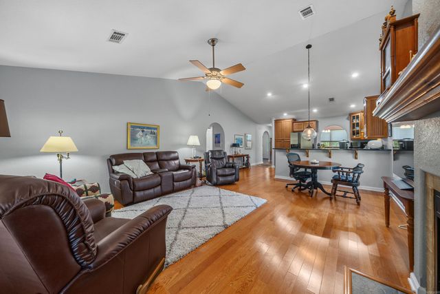 121 Raley Lane, Hot Springs, AR 71901