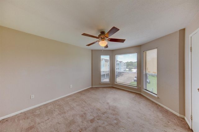 18617 Egret Bay Boulevard 506, Webster, TX 77058