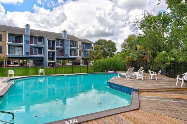 18617 Egret Bay Boulevard 506, Webster, TX 77058