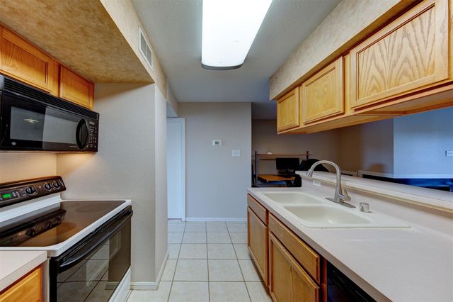 18617 Egret Bay Boulevard 506, Webster, TX 77058