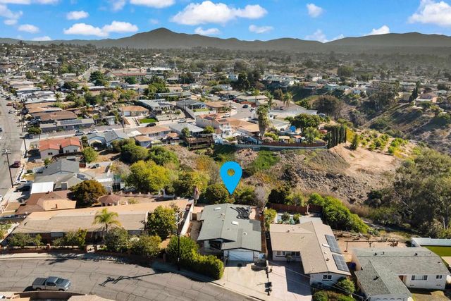 2565 Hopkins St, San Diego, CA 92139