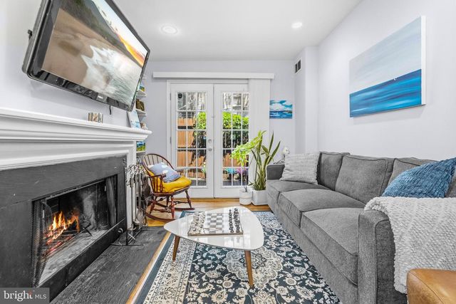 1638 KRAMER ST NE, Washington, DC 20002