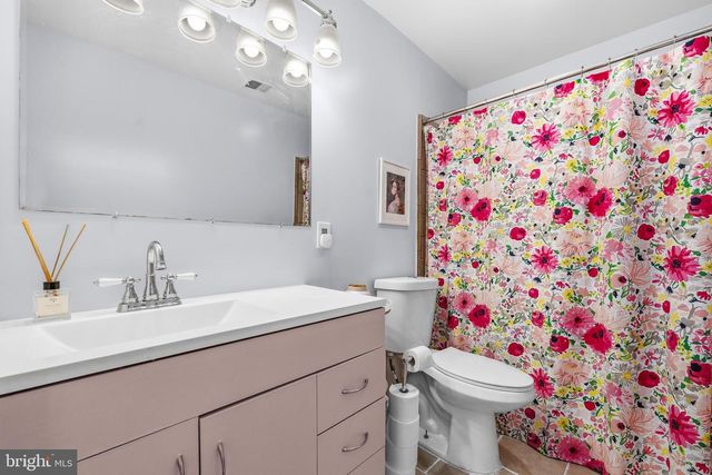 1638 KRAMER ST NE, Washington, DC 20002