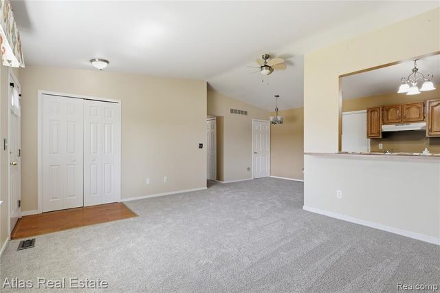 1117 Lake Shore Circle, Grand Blanc, MI 48439