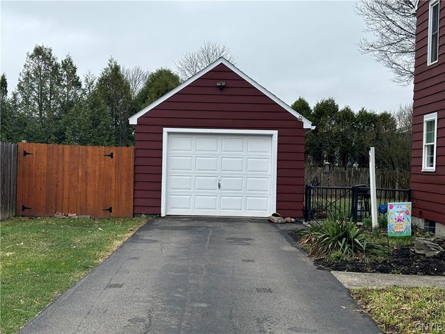 6 Morningside Drive, Cortland, NY 13045