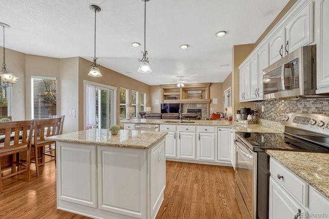 10312 Royal Eagle Lane, Highlands Ranch, CO 80129