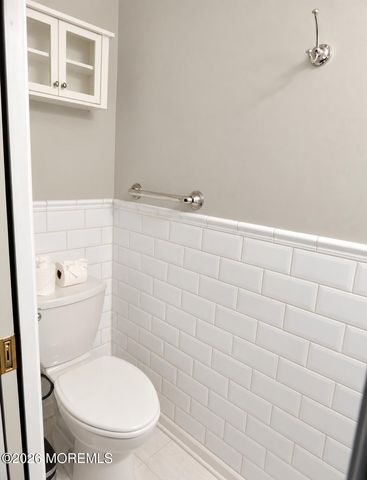 128 Mount Lane, Toms River, NJ 08753