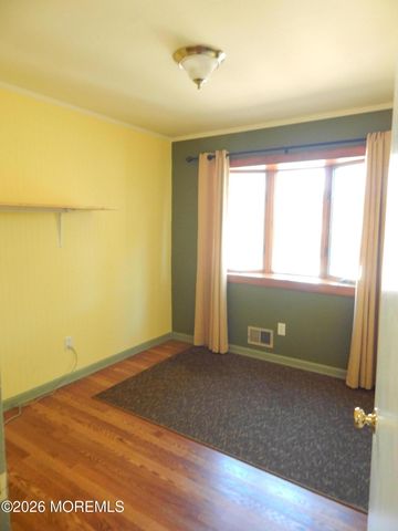 128 Mount Lane, Toms River, NJ 08753