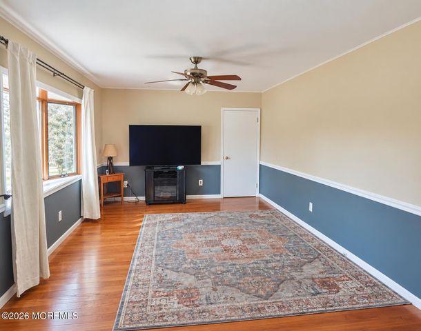 128 Mount Lane, Toms River, NJ 08753