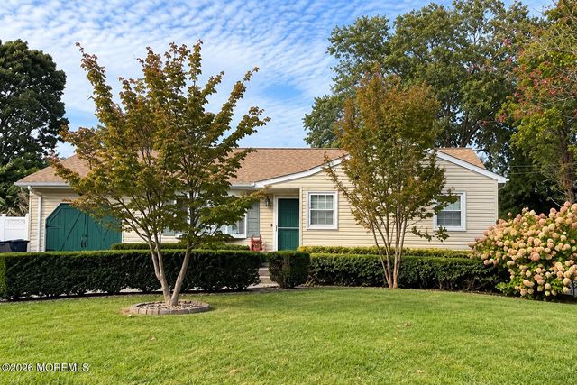 128 Mount Lane, Toms River, NJ 08753