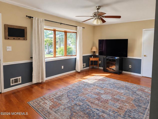 128 Mount Lane, Toms River, NJ 08753