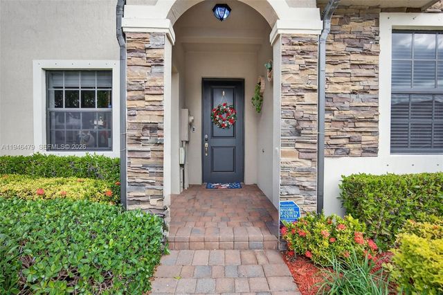 11527 SW 248th Ln, Homestead, FL 33032