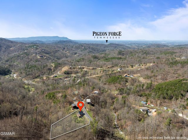 303 Beech Ridge Lane, Gatlinburg, TN 37738