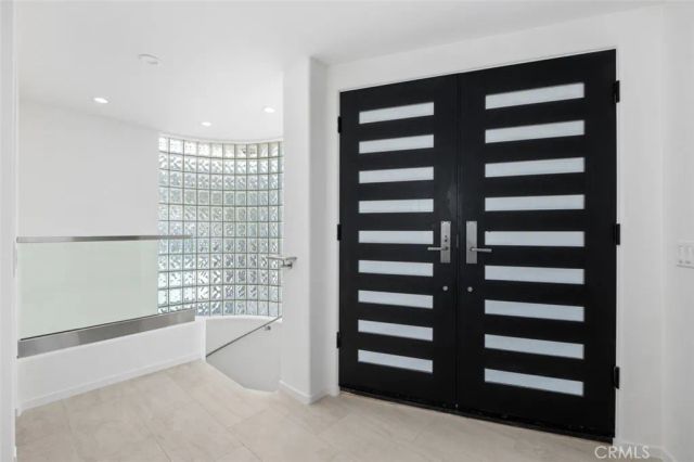 31868 Circle Dr., Laguna Beach, CA 92651