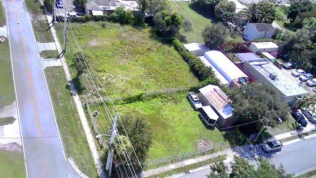 1305 Suwanee Drive, West Palm Beach, FL 33409