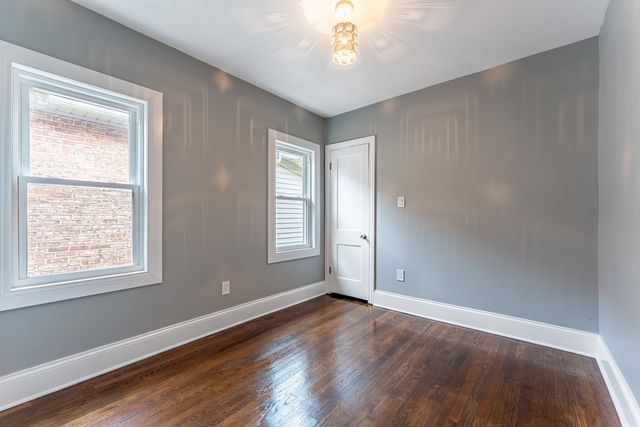 2105 S 7th Avenue, Maywood, IL 60153