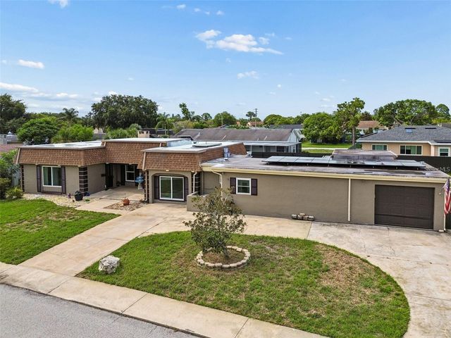 4306 NEWBURY DRIVE, New Port Richey, FL 34652