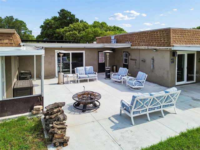 4306 NEWBURY DRIVE, New Port Richey, FL 34652