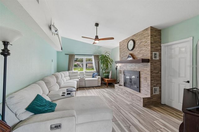 4306 NEWBURY DRIVE, New Port Richey, FL 34652