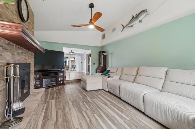 4306 NEWBURY DRIVE, New Port Richey, FL 34652