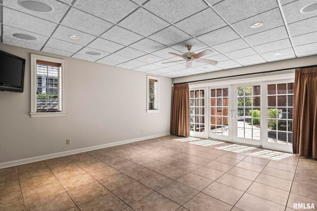1050 WILLIAMS Boulevard, Springfield, IL 62704
