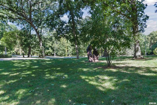 1050 WILLIAMS Boulevard, Springfield, IL 62704