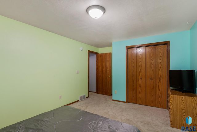 4301 N Montana Ave Avenue, Sioux Falls, SD 57107