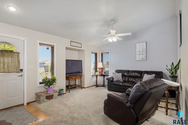 4301 N Montana Ave Avenue, Sioux Falls, SD 57107