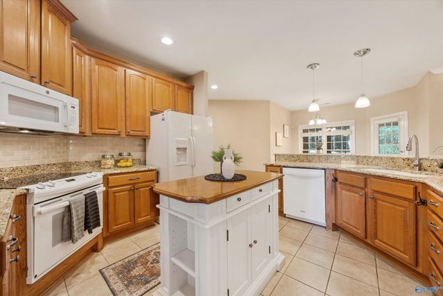 128 Pearle Cove Drive, Huntsville, AL 35806