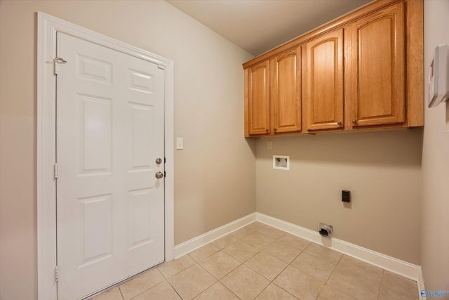 128 Pearle Cove Drive, Huntsville, AL 35806