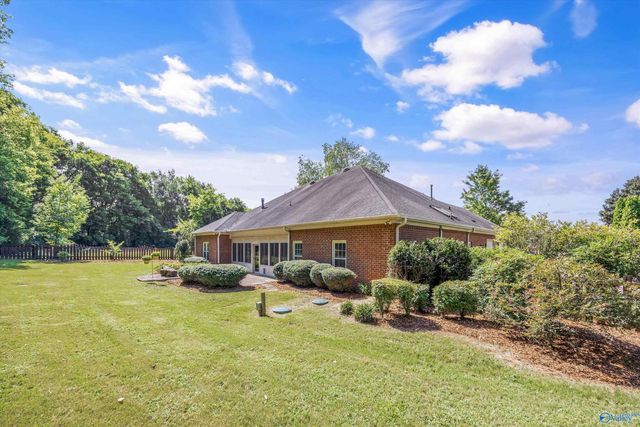 128 Pearle Cove Drive, Huntsville, AL 35806