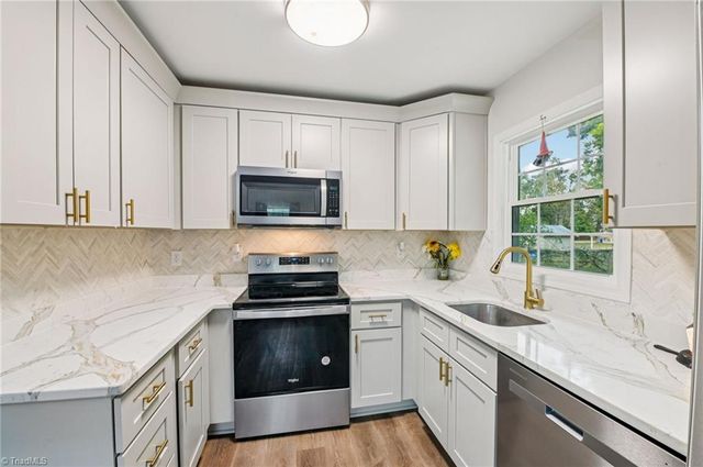 132 Kime Avenue, Liberty, NC 27298