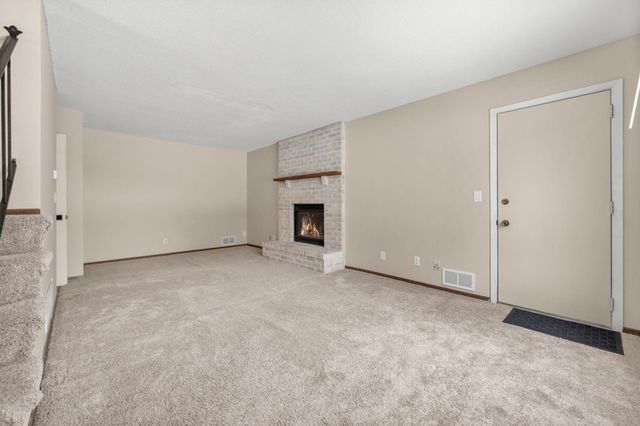 11596 Scotch Pine Court, Eden Prairie, MN 55344