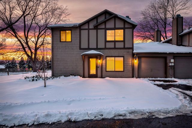 11596 Scotch Pine Court, Eden Prairie, MN 55344