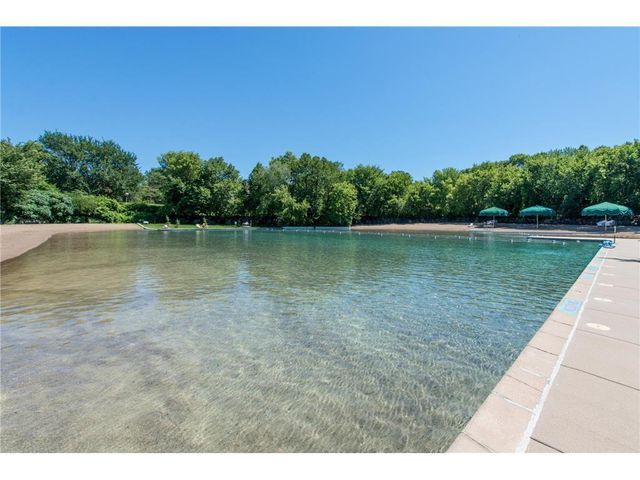 11596 Scotch Pine Court, Eden Prairie, MN 55344