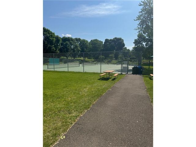 11596 Scotch Pine Court, Eden Prairie, MN 55344