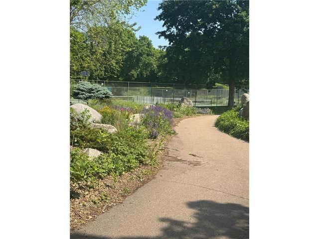 11596 Scotch Pine Court, Eden Prairie, MN 55344