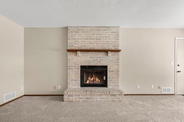 11596 Scotch Pine Court, Eden Prairie, MN 55344