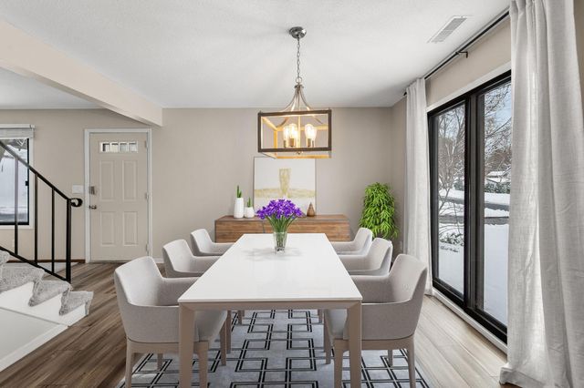 11596 Scotch Pine Court, Eden Prairie, MN 55344