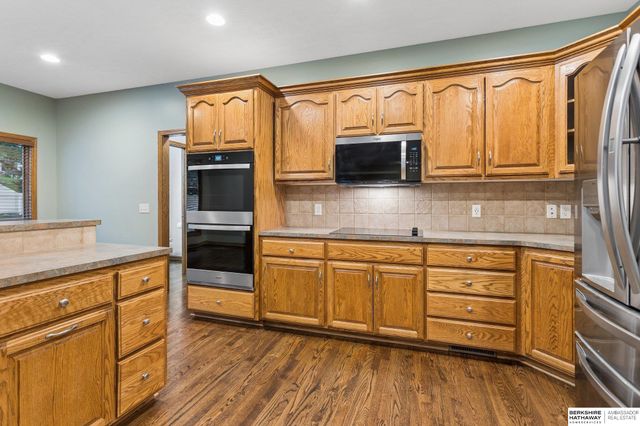 6118 S 175th Terrace, Omaha, NE 68135