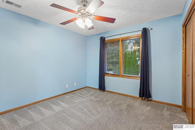 6118 S 175th Terrace, Omaha, NE 68135