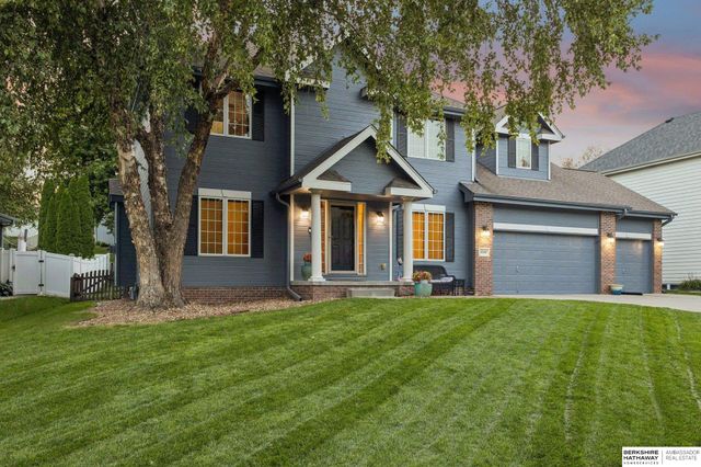 6118 S 175th Terrace, Omaha, NE 68135